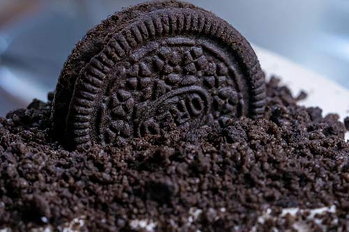 dark cookies likely use dutch processed cocoa