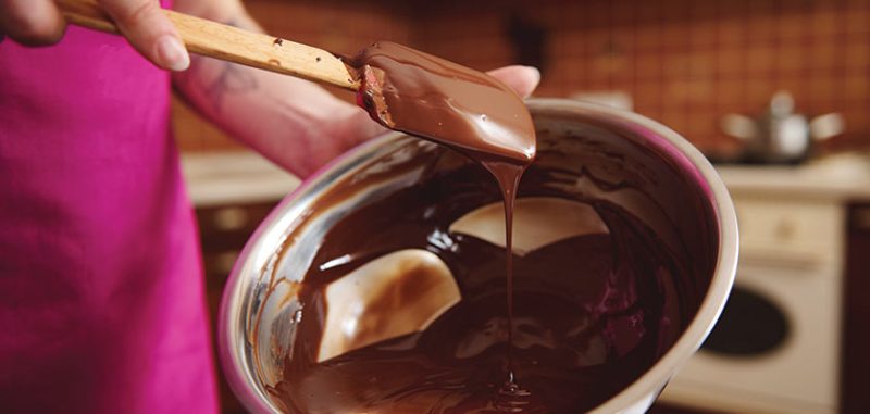 how to temper a chocolate mixture beginners guide